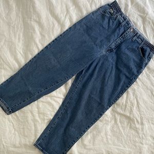 Lee’s denim high waisted straight leg jeans with elastic at the sides